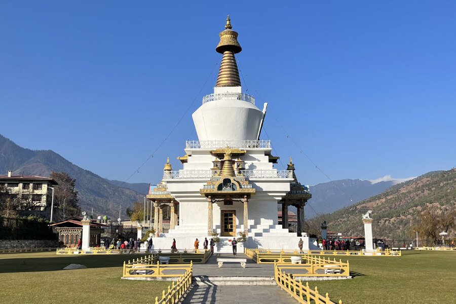 Bảo tháp tưởng niệm Chorten